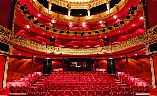 Bourges Humour et Vin